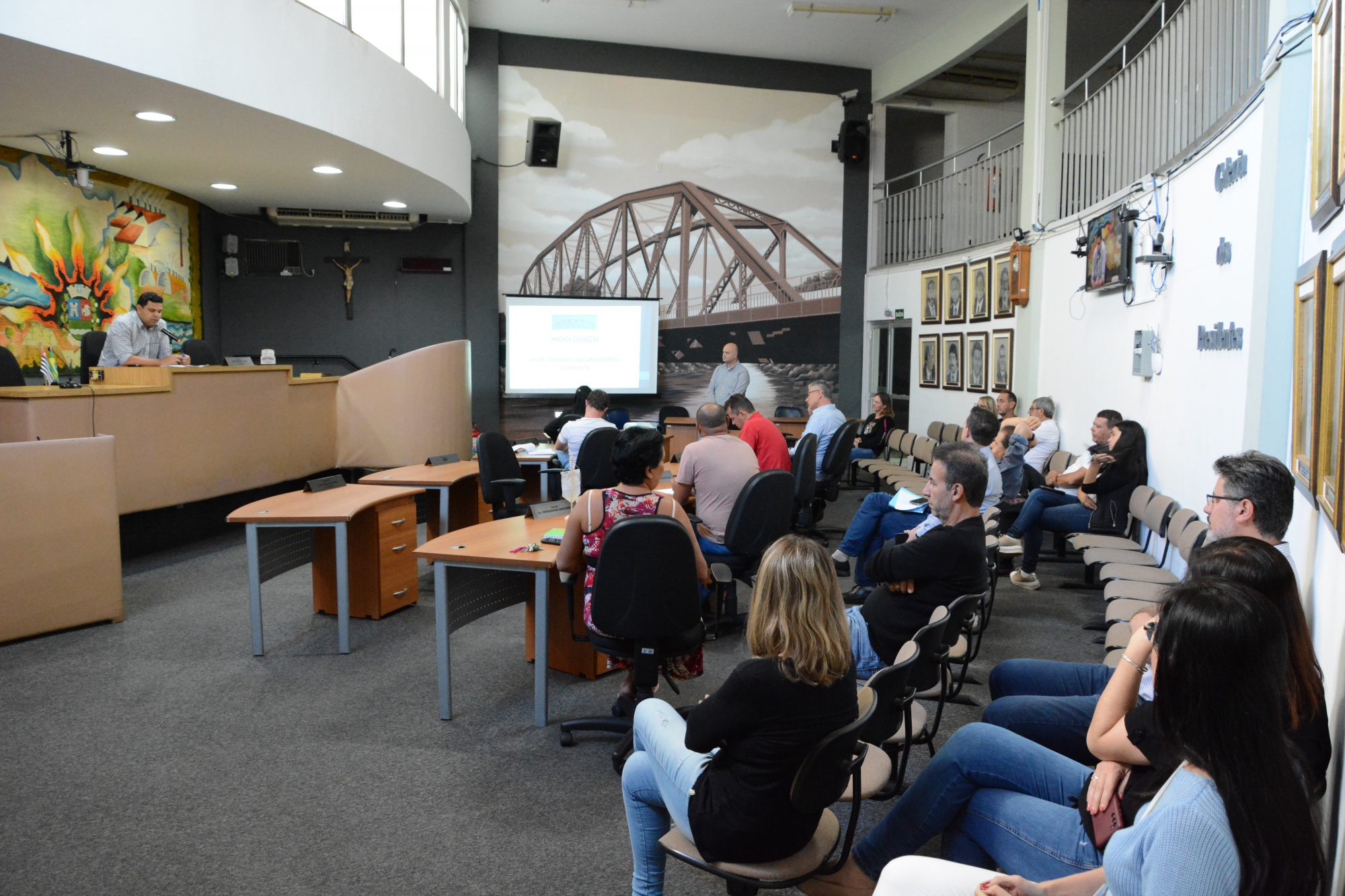 Câmara Municipal realiza audiência pública para apresentar Projeto de Lei Orçamentária de 2024