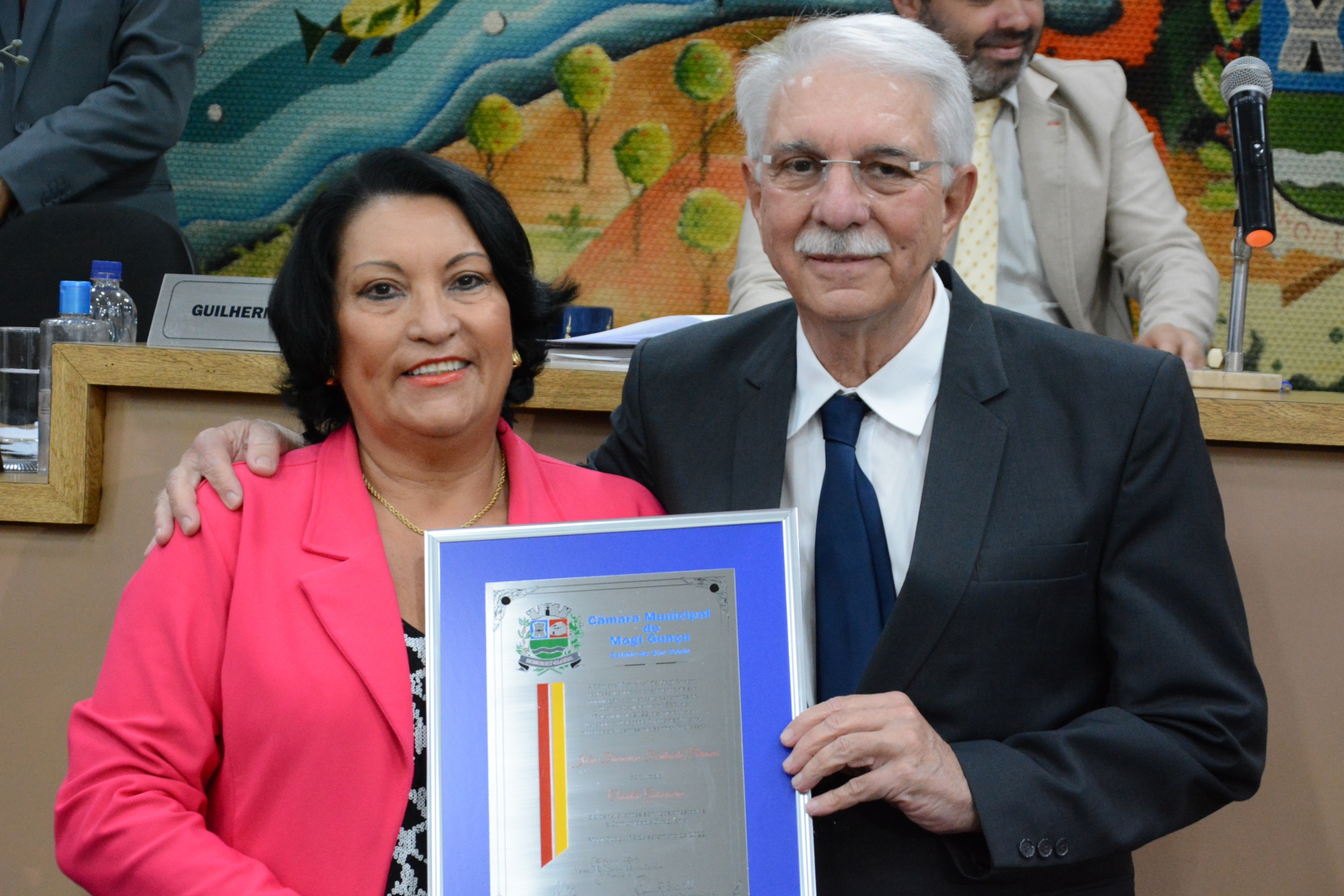 Professor João Pansani recebe o Título de “Cidadão Guaçuano”
