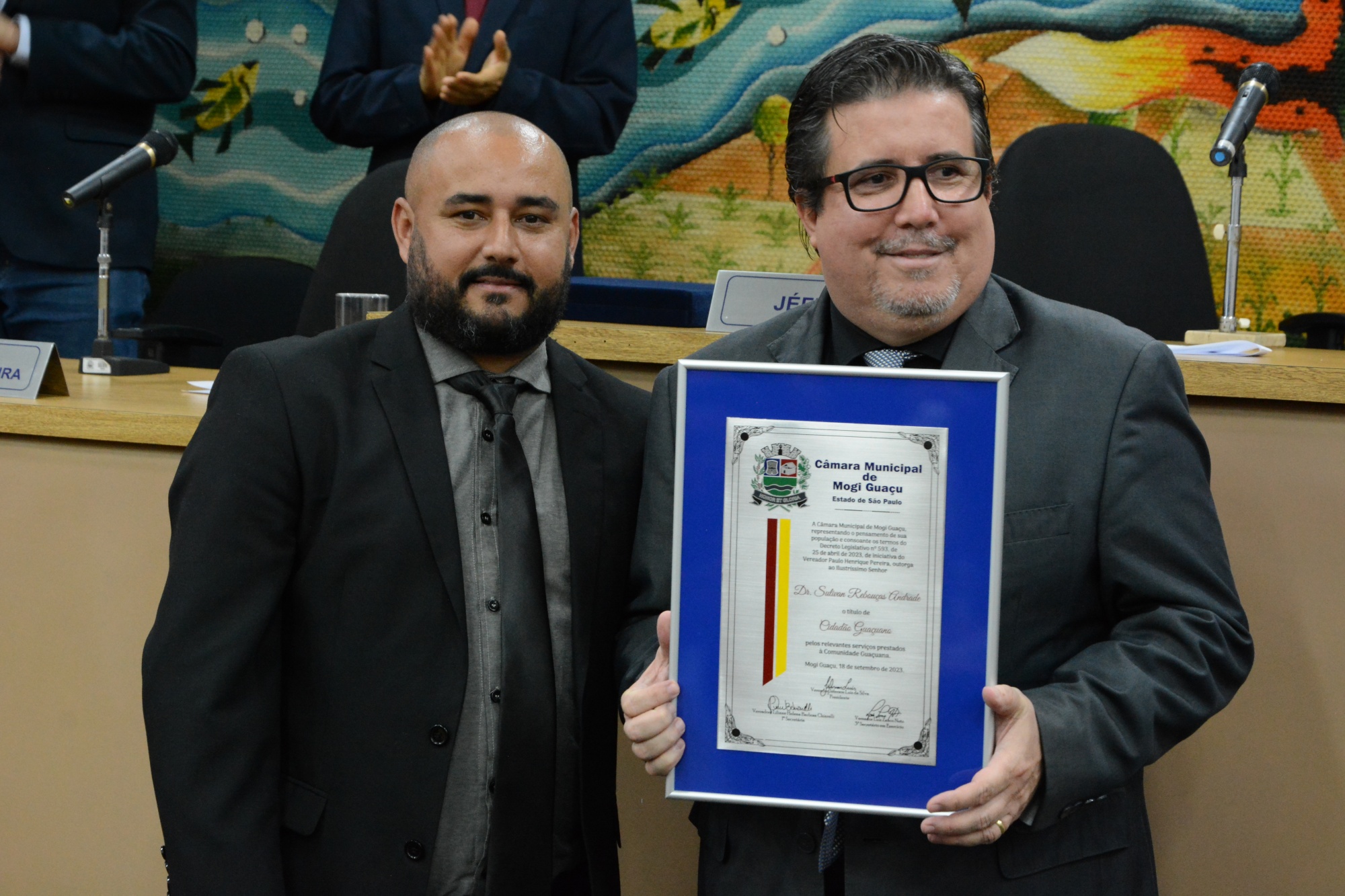 Sulivan Rebouças de Andrade recebe o título de 'Cidadão Guaçuano'
