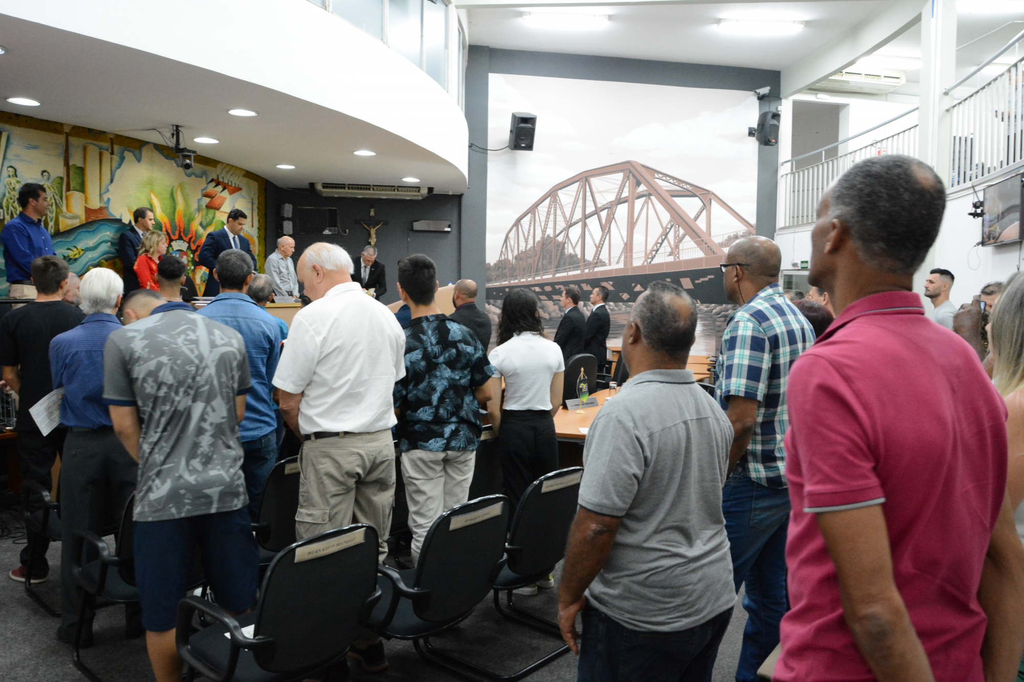 Câmara entrega diploma de honra ao mérito desportivo do ano 'Roberto Caveanha - Babá'