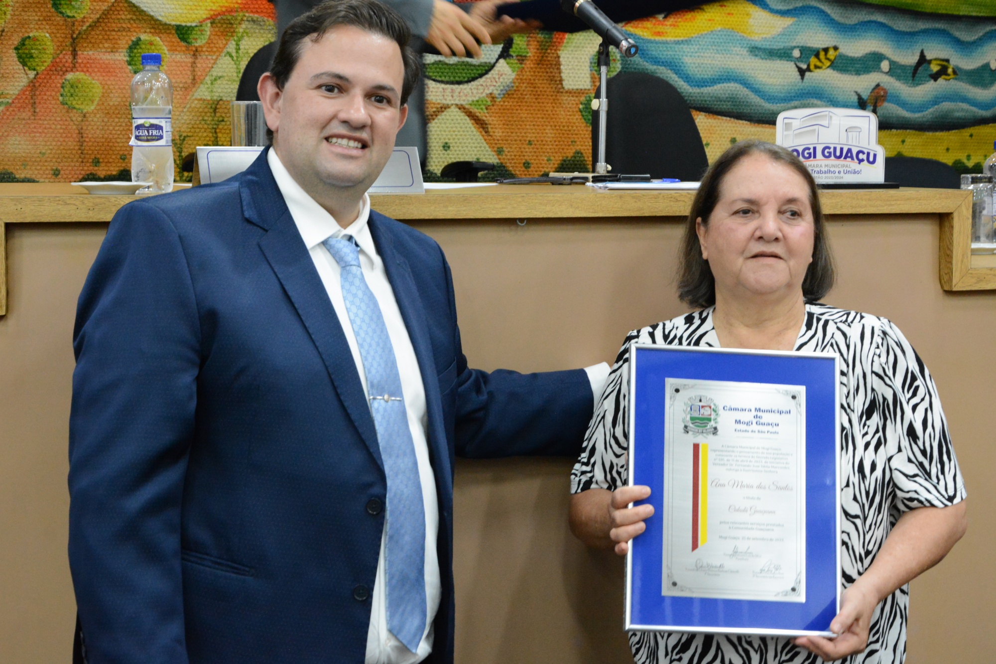 Técnica de enfermagem Ana Maria dos Santos recebe o título de 'Cidadã Guaçuana'