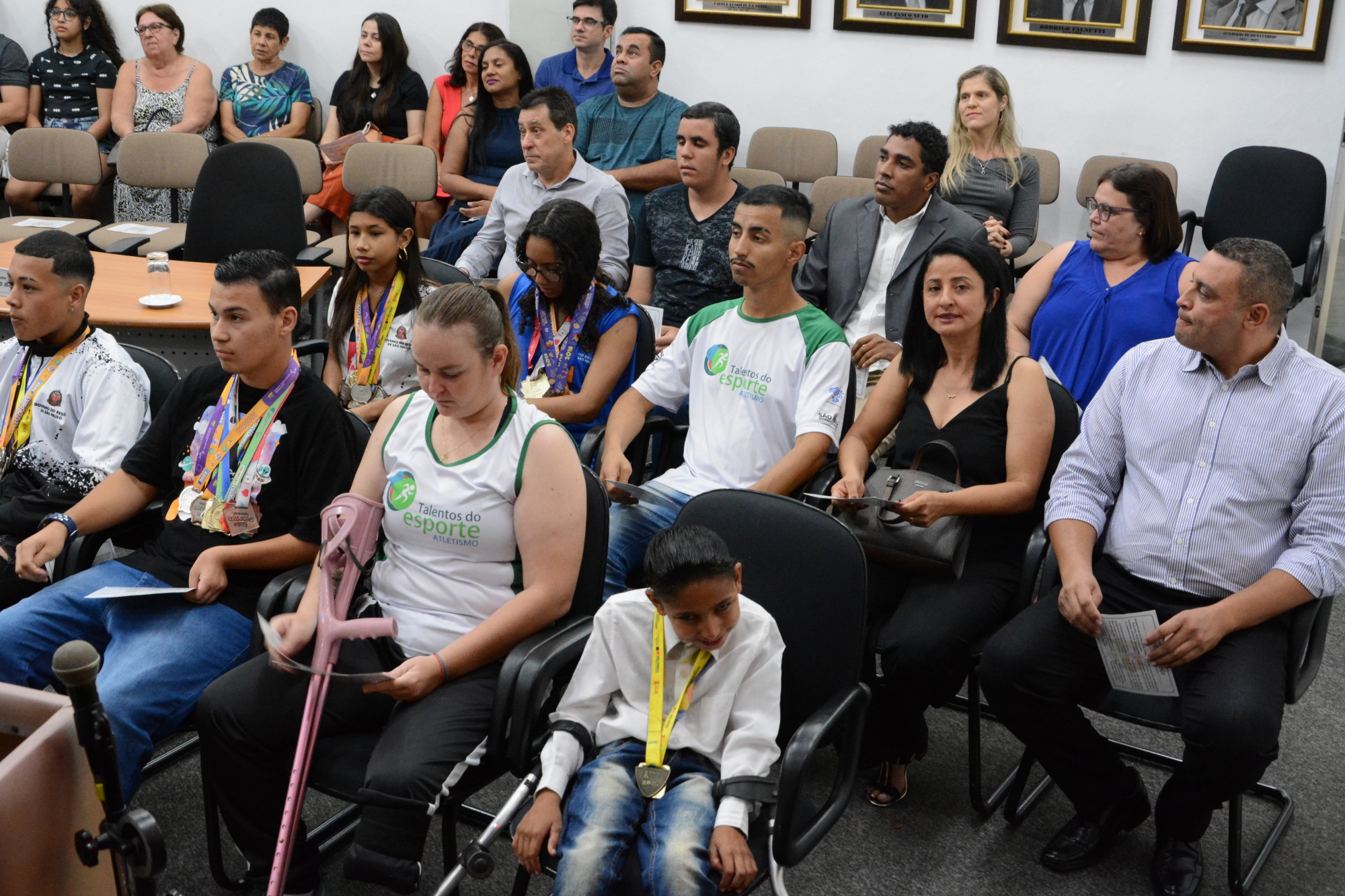 Câmara faz entrega do diploma de reconhecimento ao mérito desportivo “Guaçu Paralímpico”