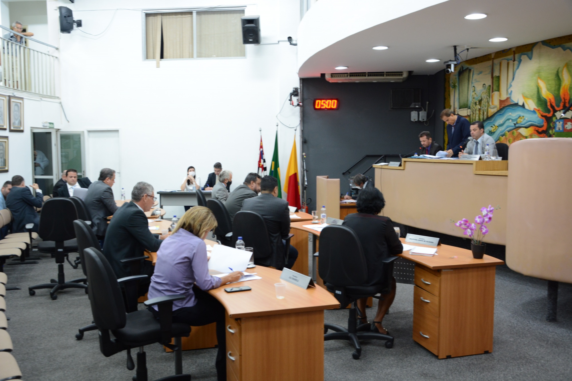 Vereadores aprovam antecipação da eleição para renovação da Mesa Diretora