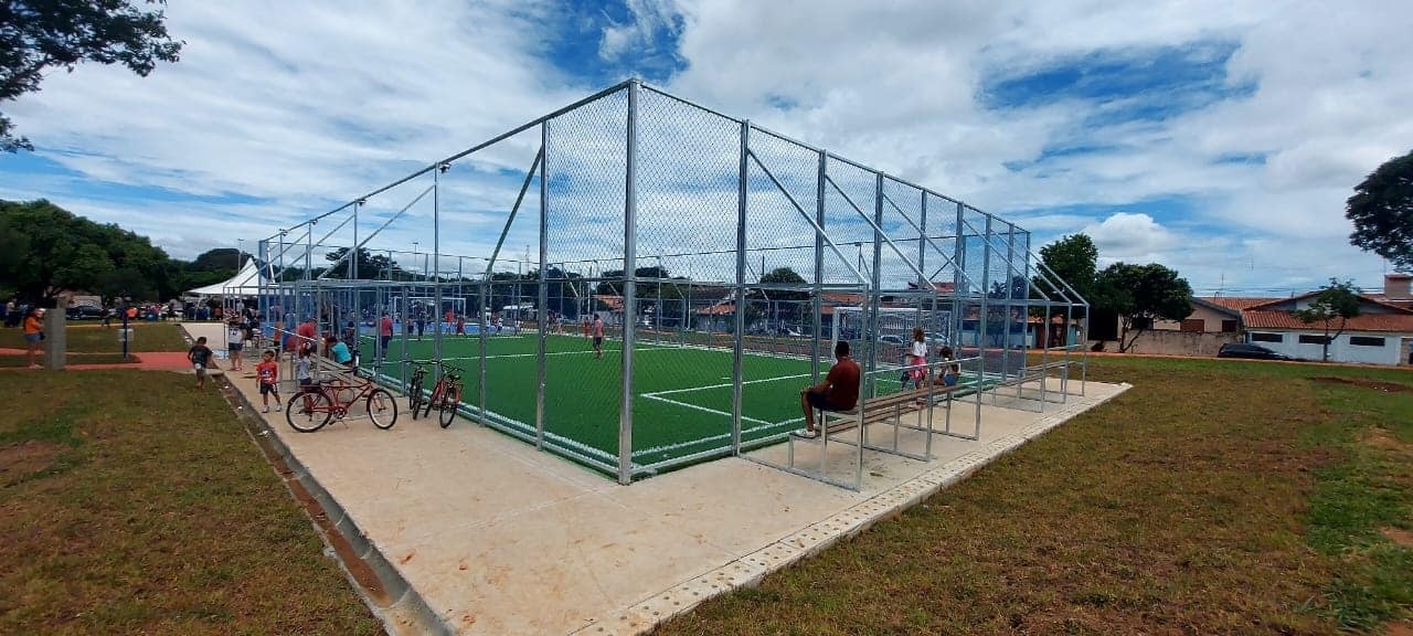 Conquistada pelo vereador Jéferson Luís “Areninha Esportiva” é inaugurada