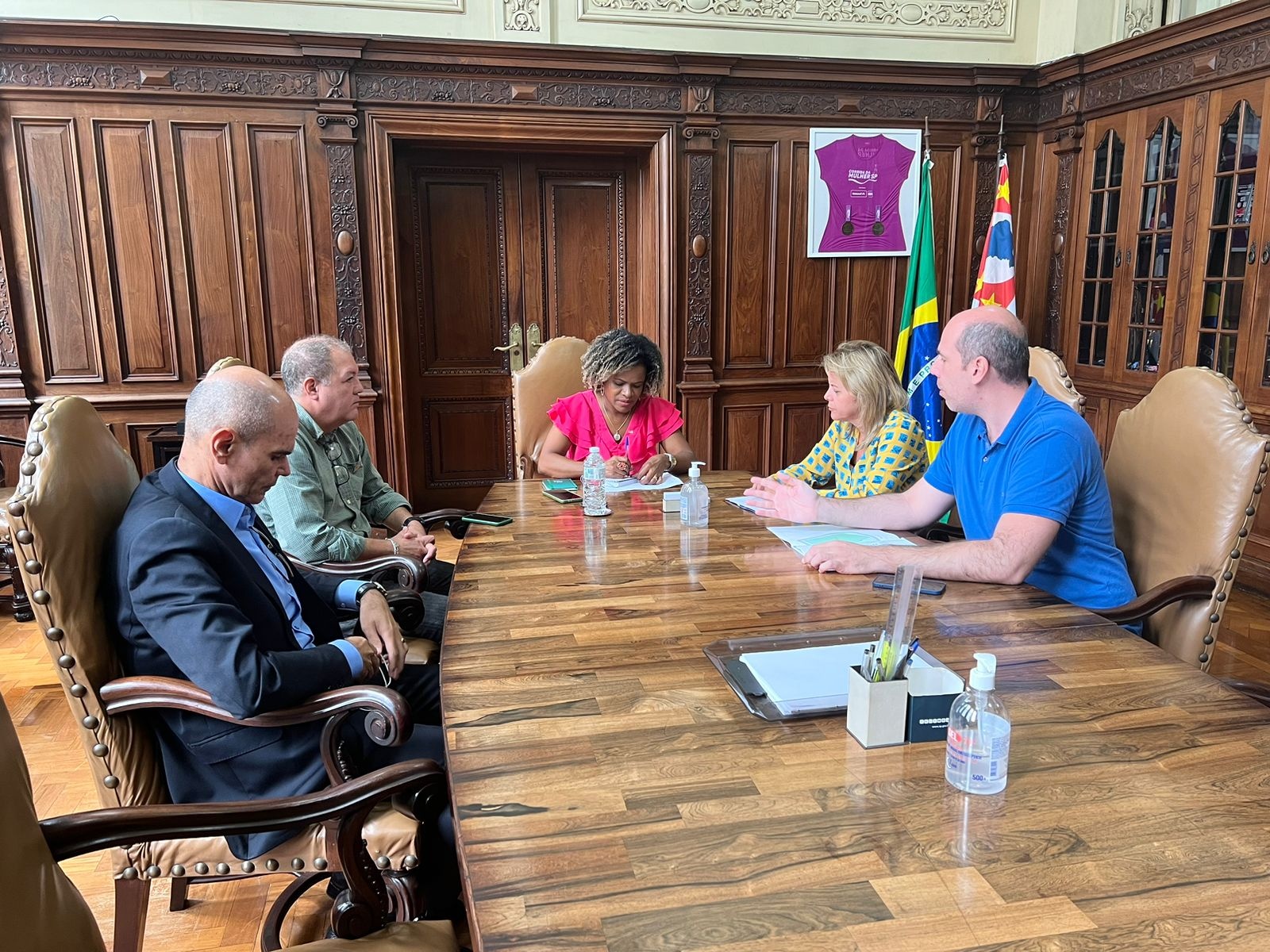 Vereadora Lili Chiarelli visita secretária estadual de Esportes