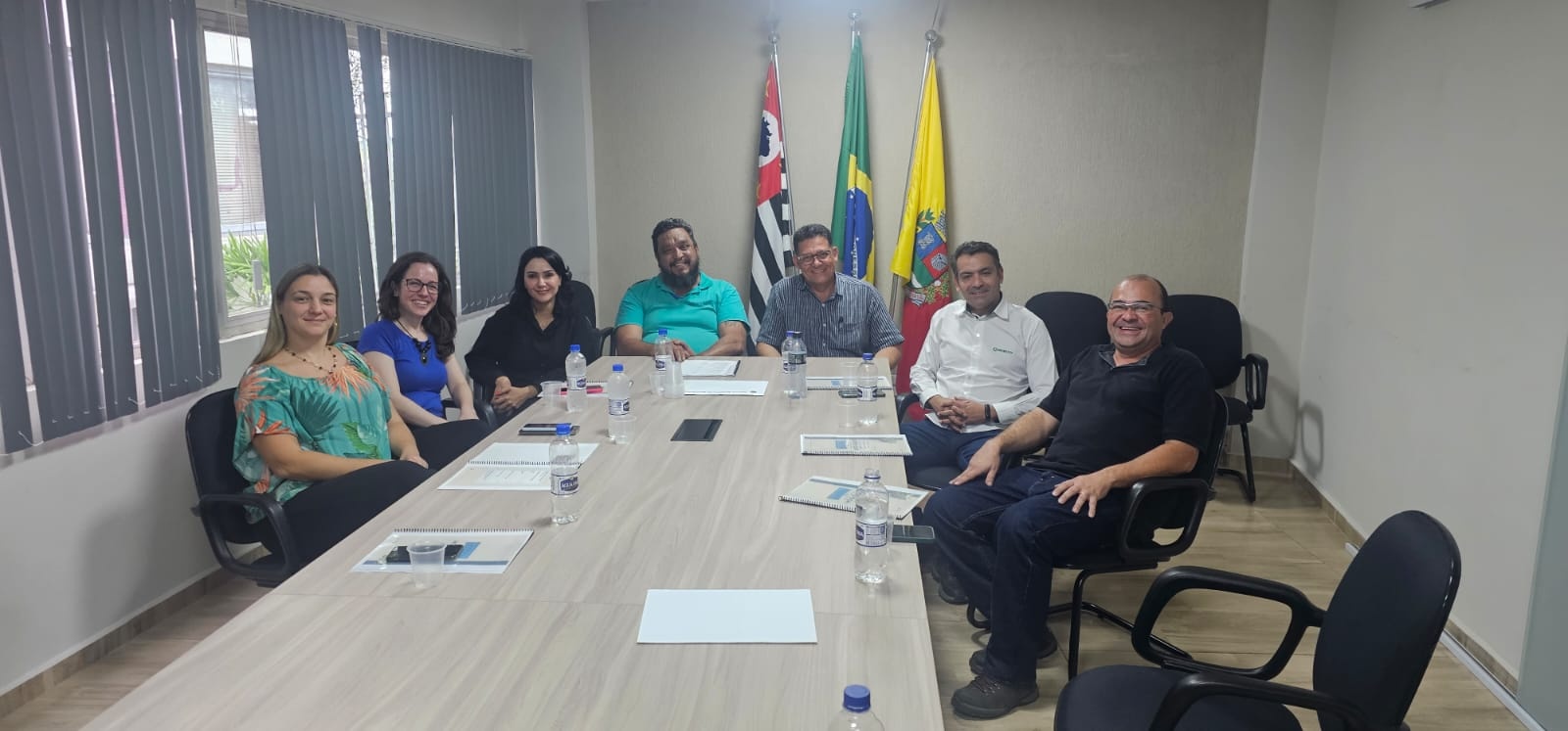 Representantes da multinacional Castertech se reúnem com o vice-prefeito e com o vereador Pezão