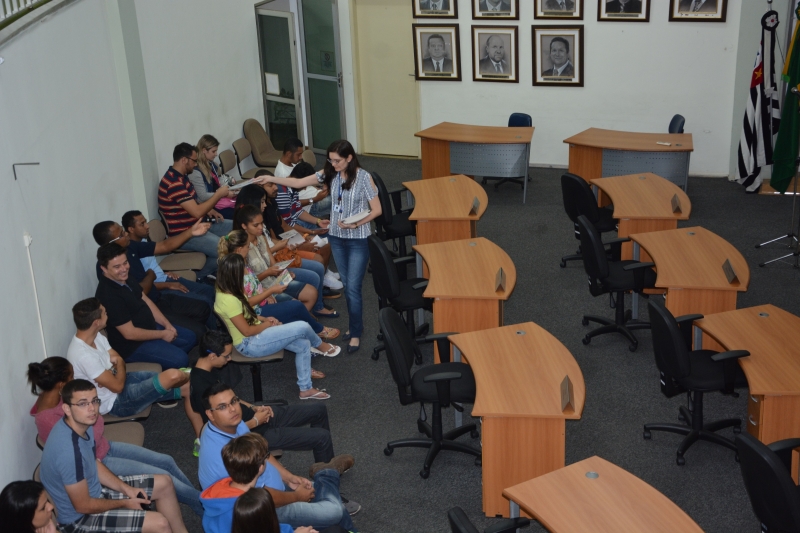 Alunos da ETEC “Pedro Ferreira Alves” de Mogi Mirim visitam a Casa de Leis Guaçuana