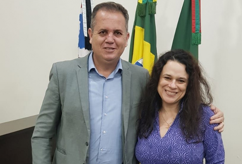 Vereador participa de audiência pública com Deputada Estadual e lideranças políticas