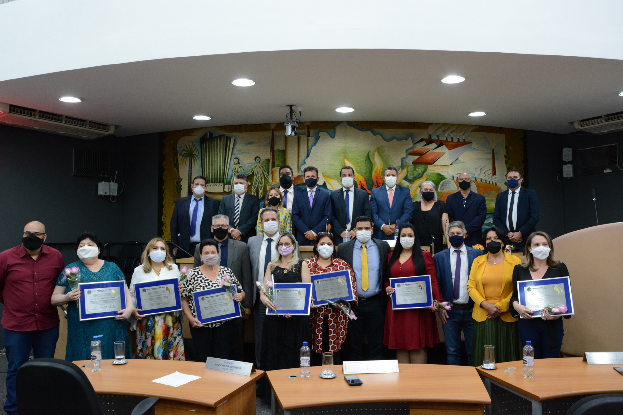 Câmara homenageia mulheres guaçuanas em Sessão Solene